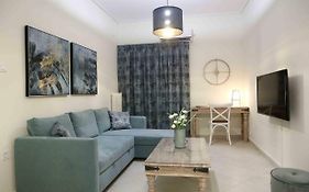 Best House, Anakreontos, Perivolaki, Nikaia, P...
